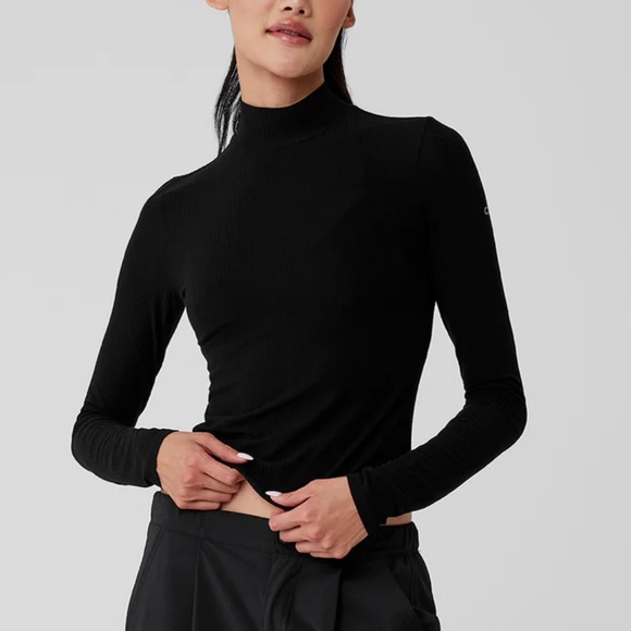 ALO Yoga Tops - ALO Mock Neck Long Sleeve XS